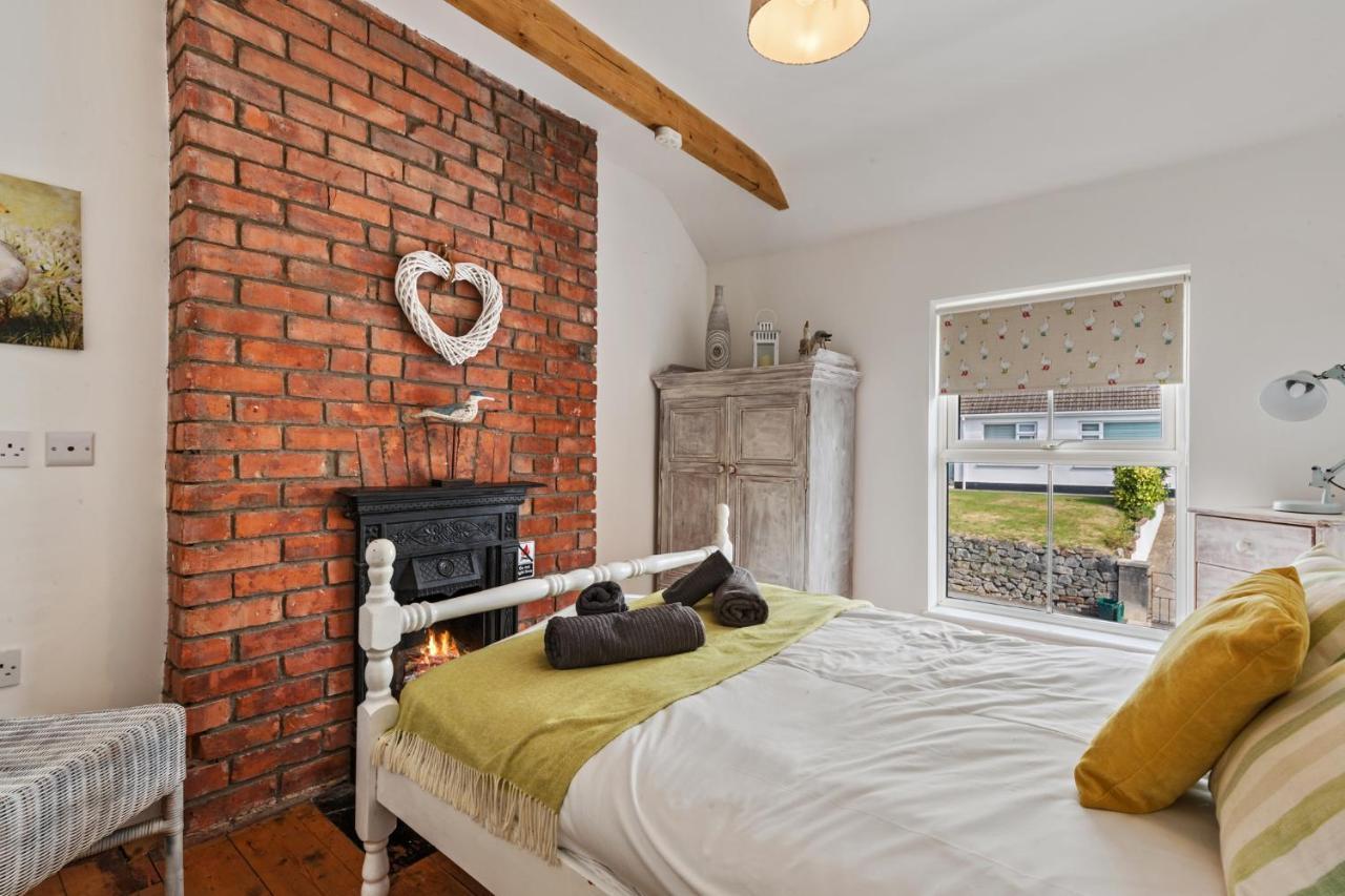 Ocean Cottage - Walk To Beach Countryside Views Saundersfoot Bagian luar foto